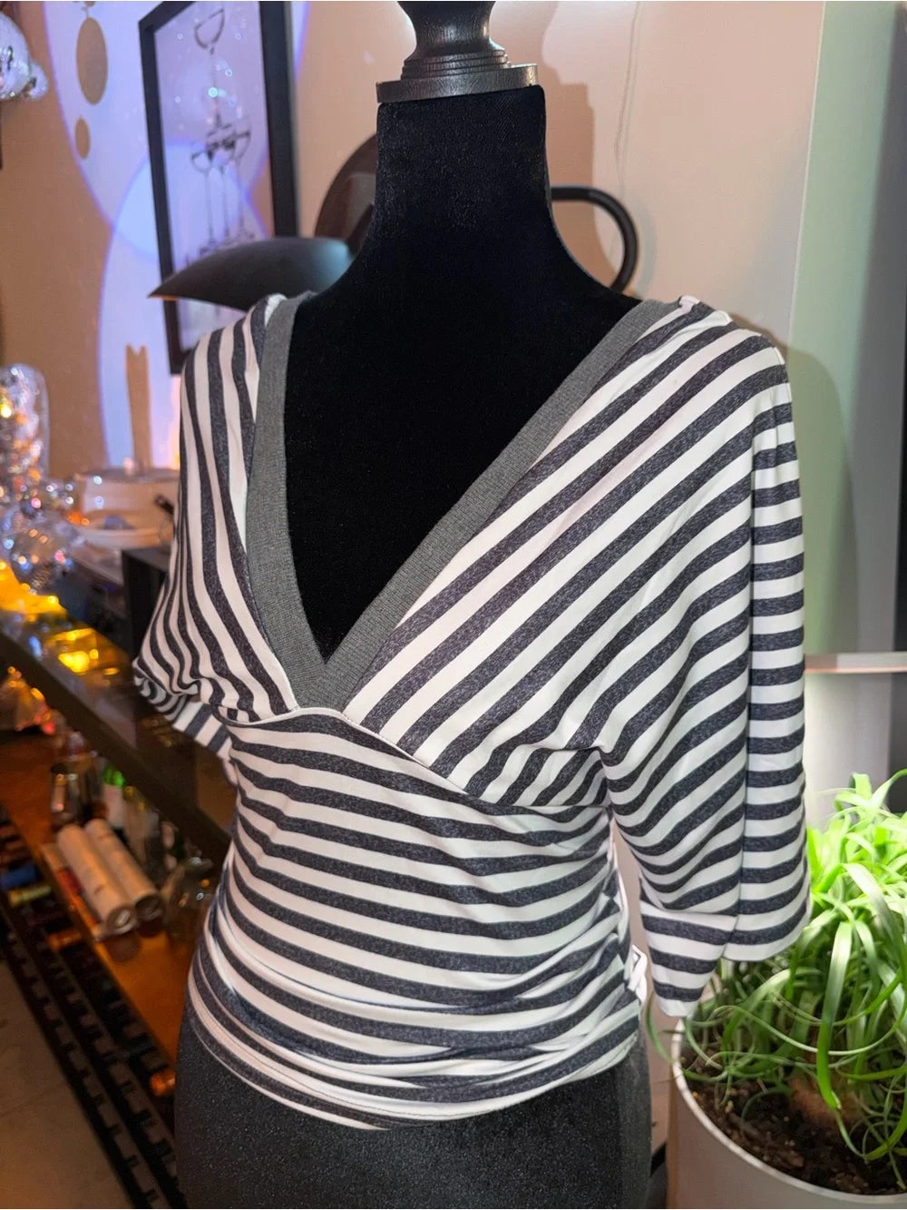 Women's Black & White Striped V-Neck Sweater Top