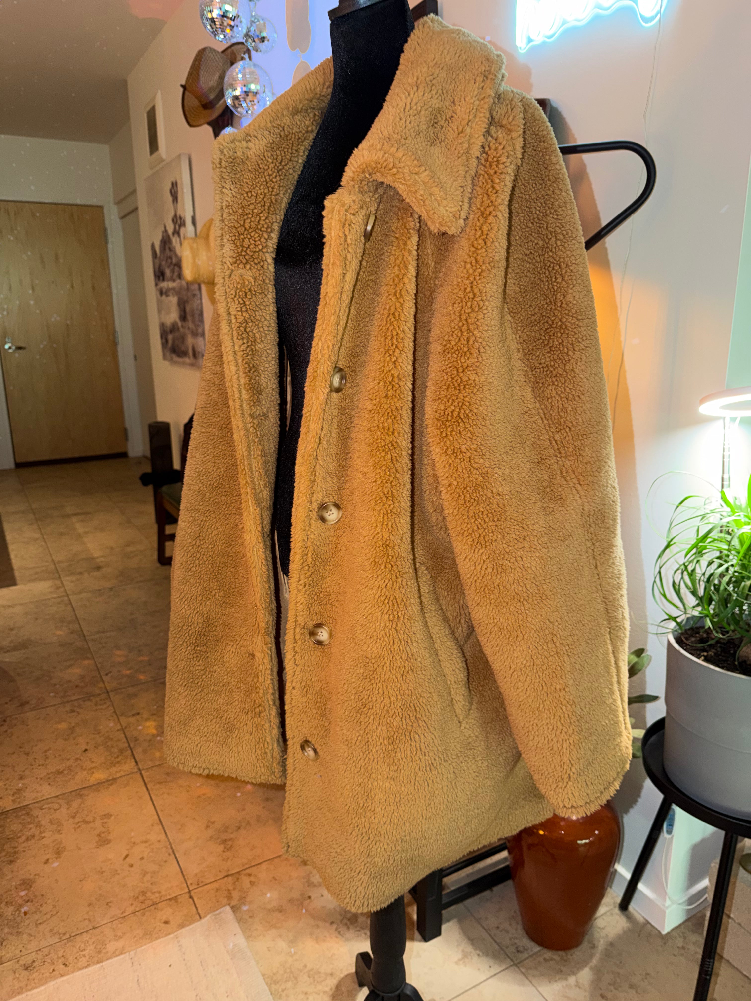 GAP Cozy Teddy Faux-Shearling Coat in Camel