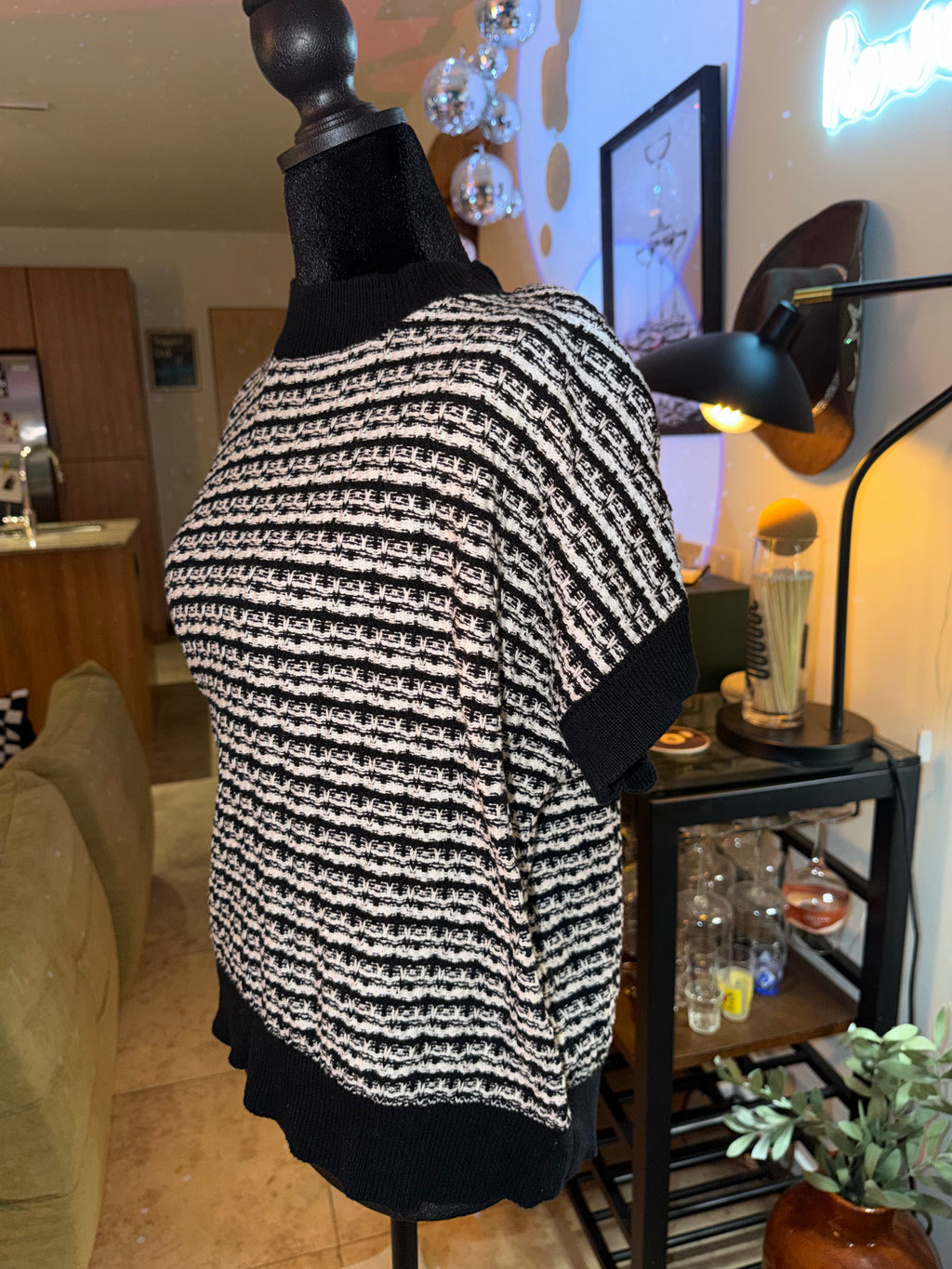 Black & White Striped Short-Sleeve Knit Sweater | Textured Classic Chic