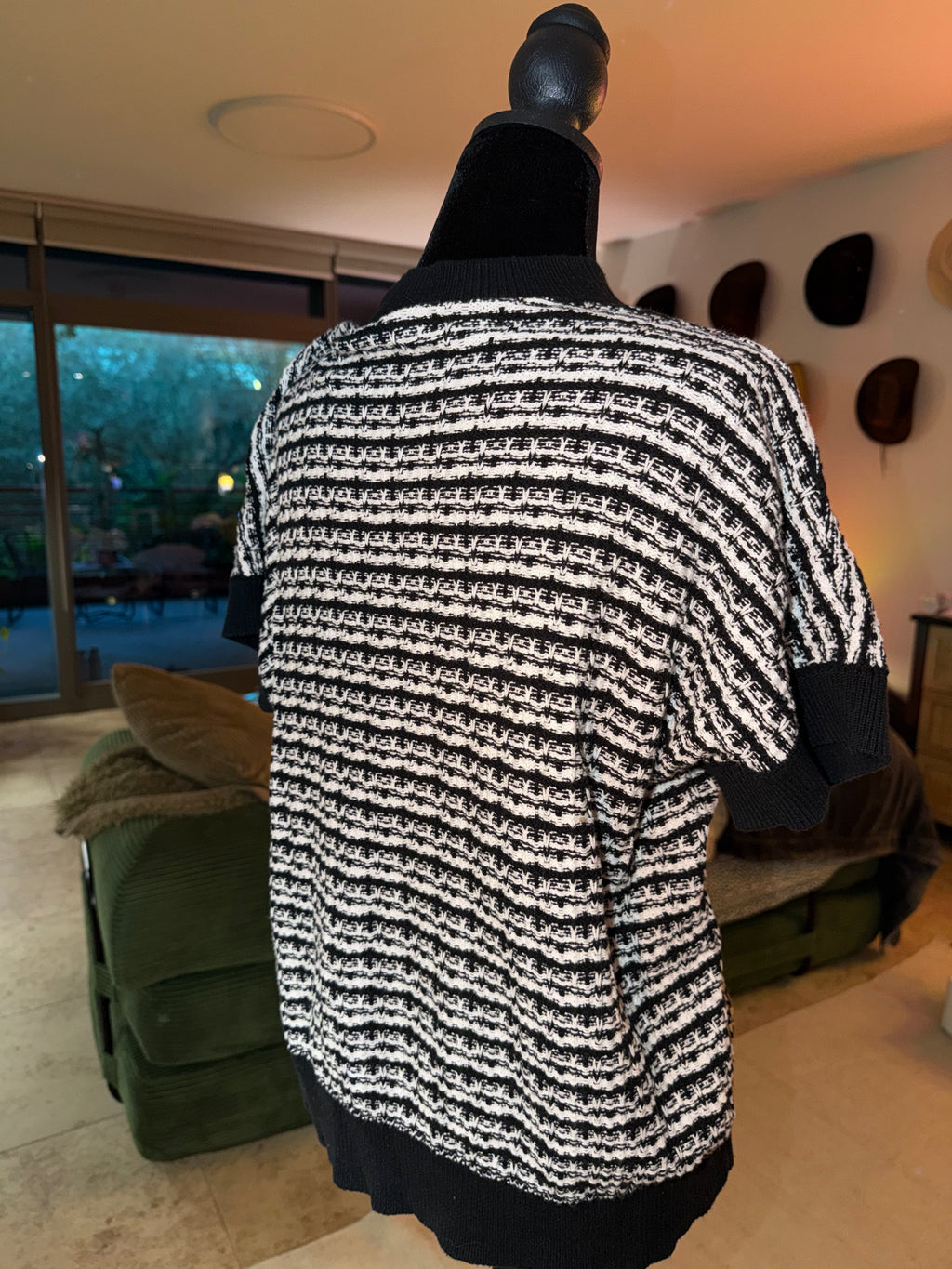 Black & White Striped Short-Sleeve Knit Sweater | Textured Classic Chic