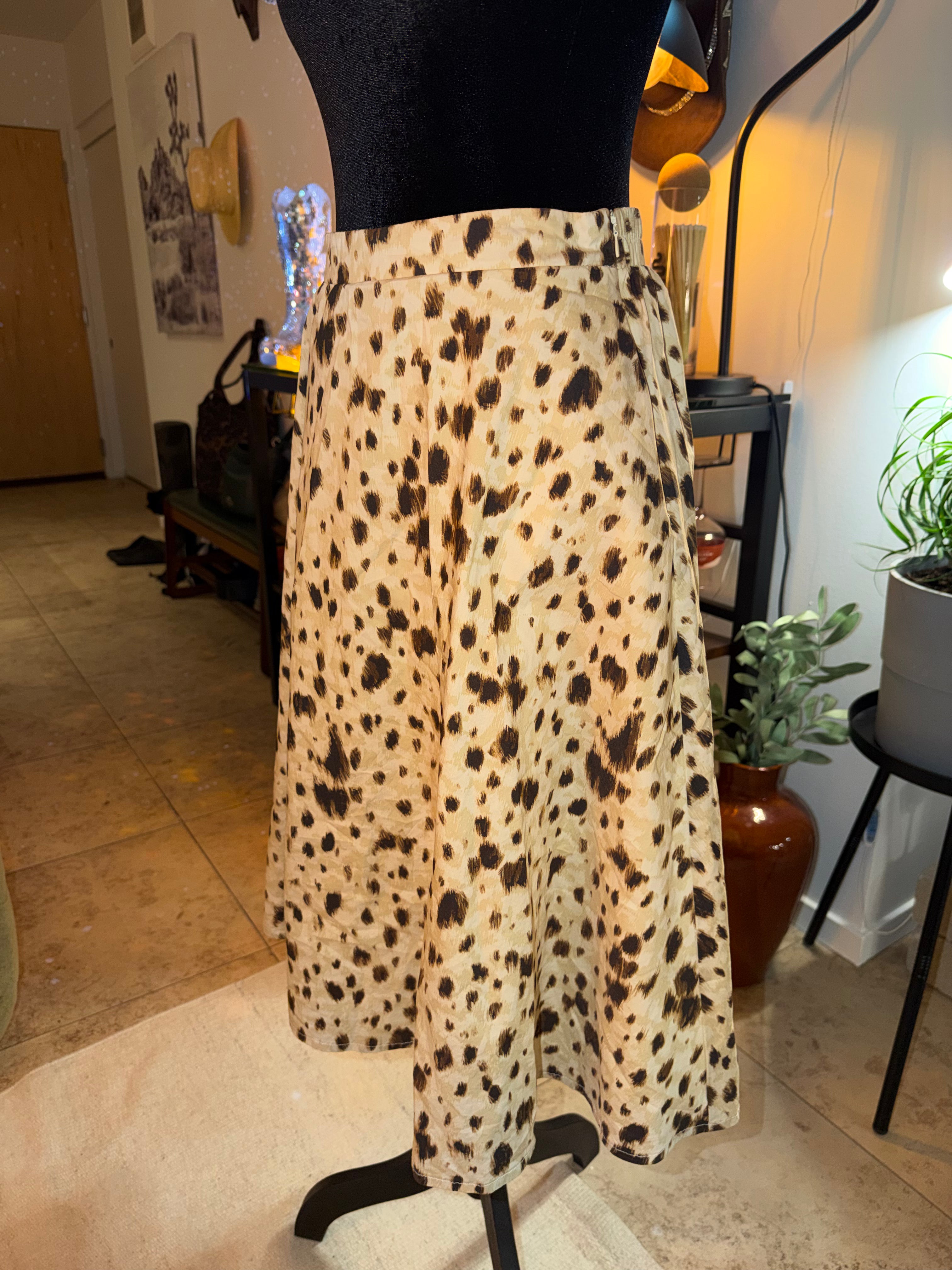 Tahari Leopard Print Skater Skirt | Beige & Black Flowy Chic