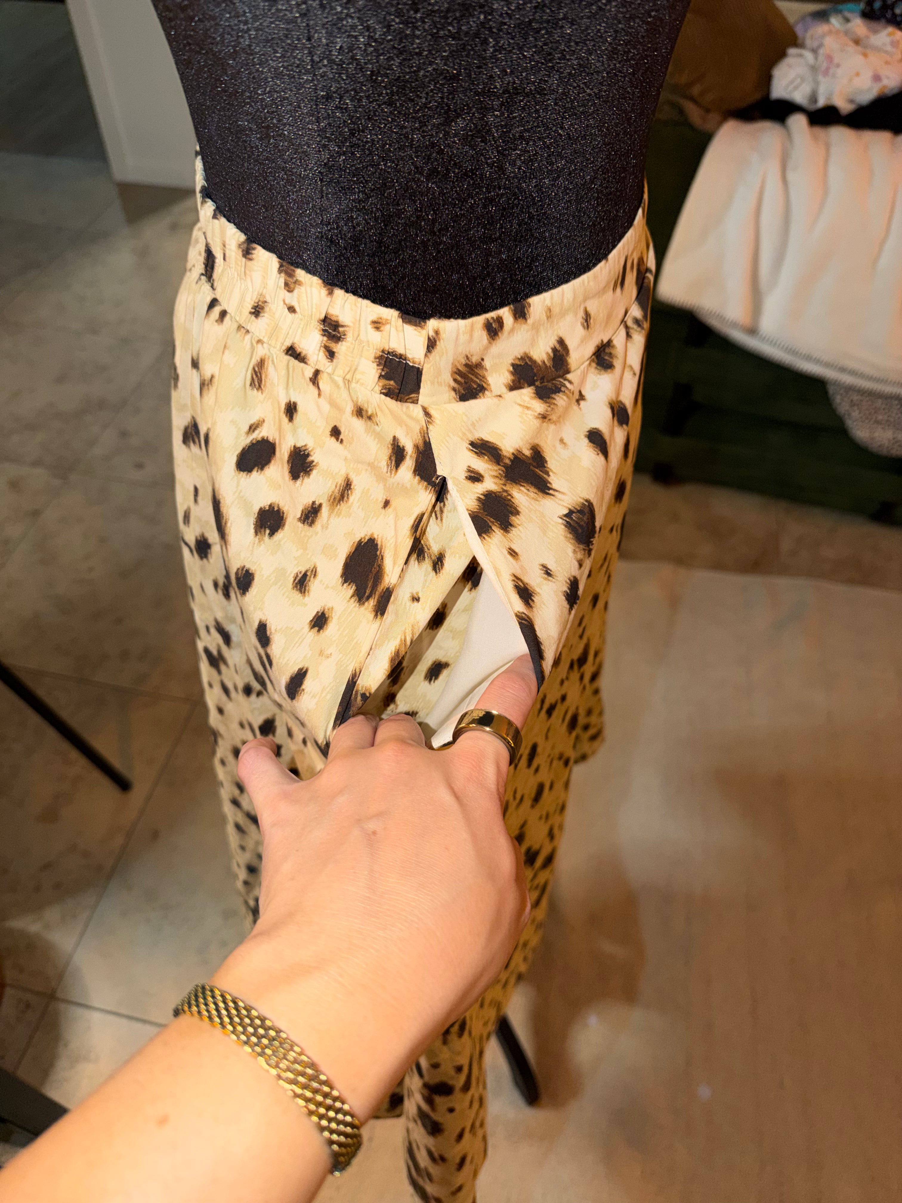 Tahari Leopard Print Skater Skirt | Beige & Black Flowy Chic