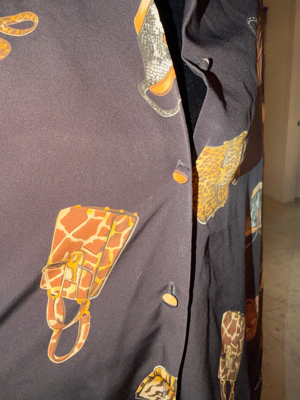 Dress Barn Black Handbag Print Button-Up Blouse | Vintage Novelty Chic